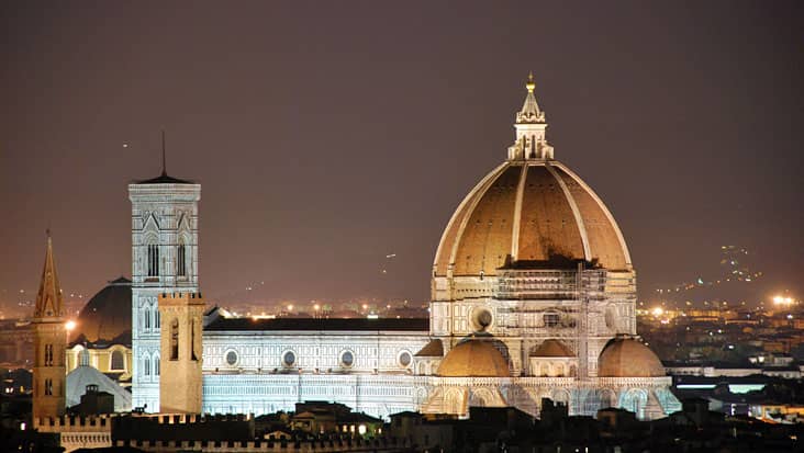 images/tours/cities/firenze-il_duomo-by-night.jpg