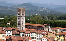 images/tours/cities/tuscany-lucca4.jpg